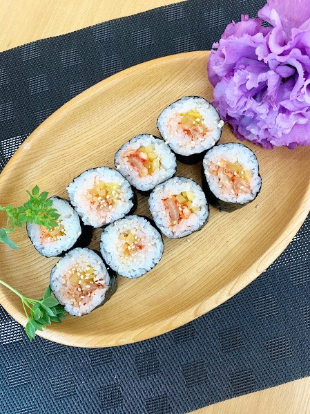 逸品 博多の隠れ名物 博多巻 福岡 潮寿司 知ってる 地名のついた巻寿司 博多巻 Makizushi倶楽部 巻き寿司倶楽部