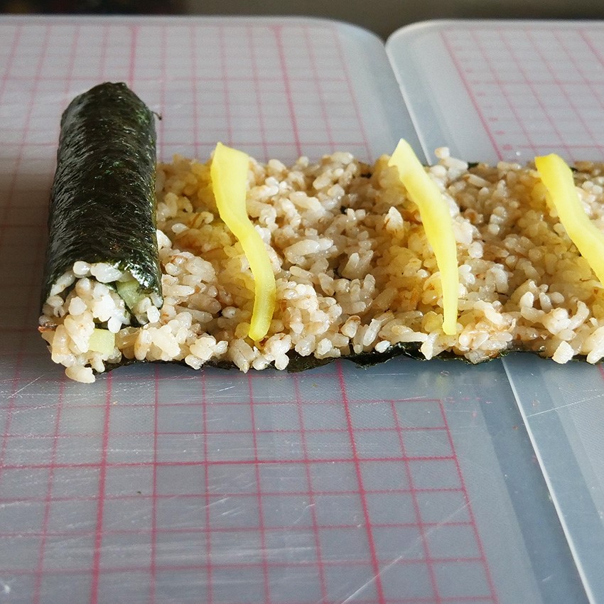 細巻がお花に大変身!華やか巻寿司レシピ | MAKIZUSHI倶楽部【巻き寿司倶楽部】
